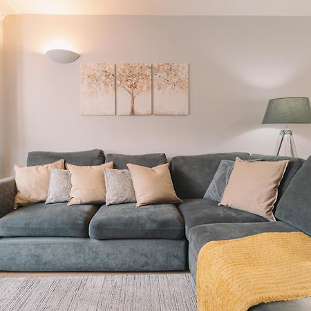 Modern Flat By The Underground. Appartement Londen Buitenkant foto