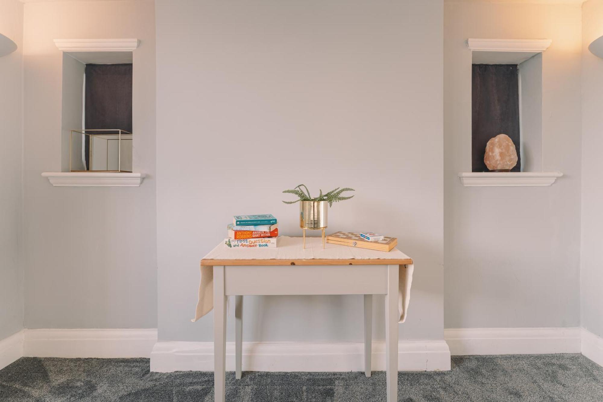 Modern Flat By The Underground. Appartement Londen Buitenkant foto
